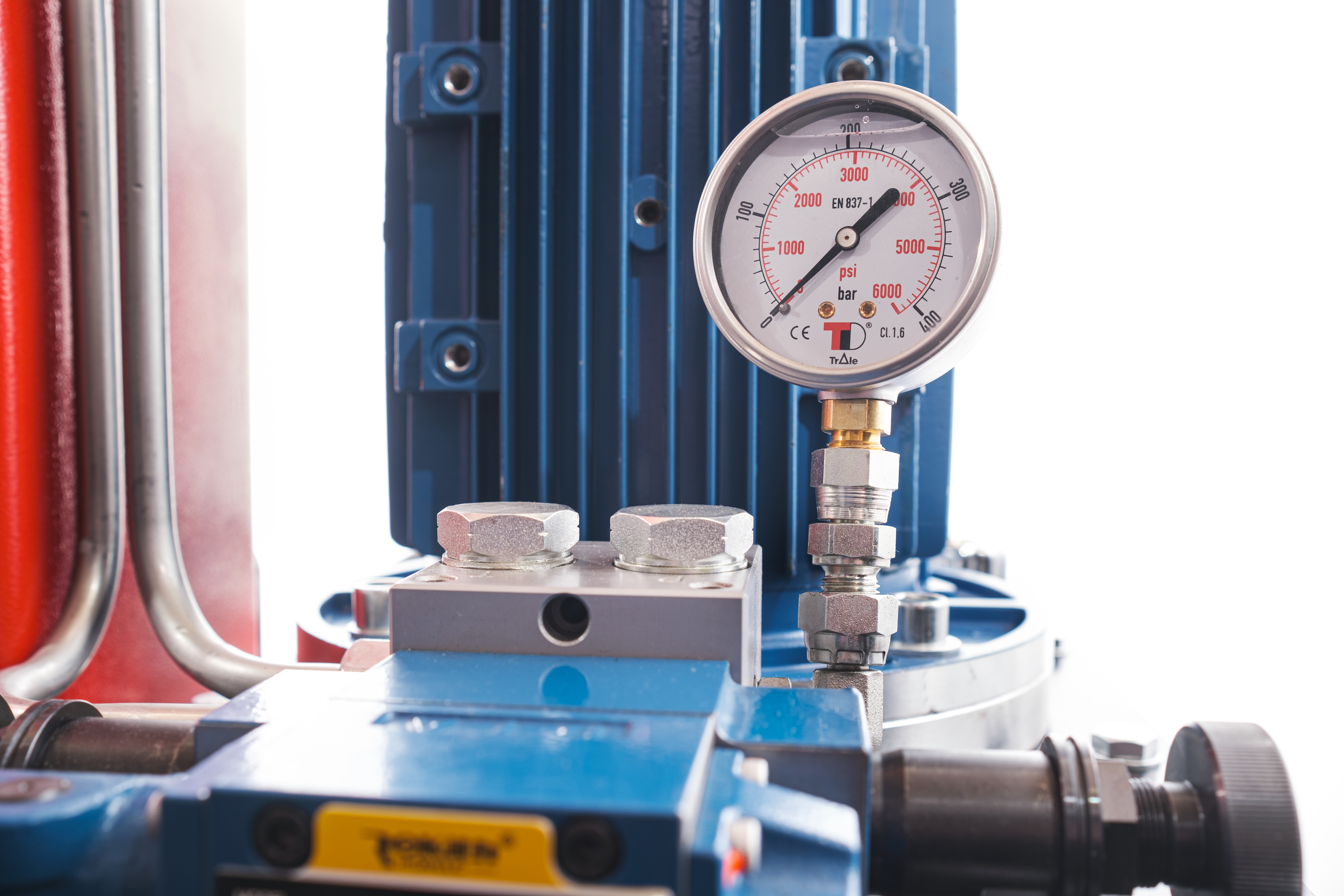 Гаражный напольный электрический пресс RVT 20